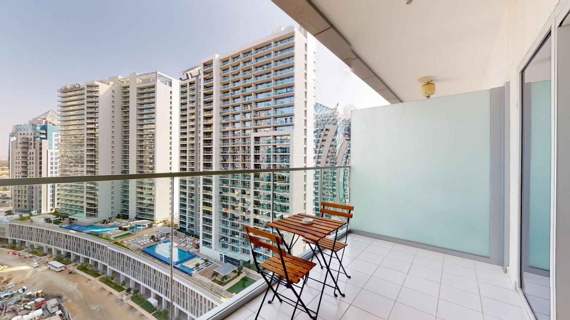 undefined Majestine Downtown 3