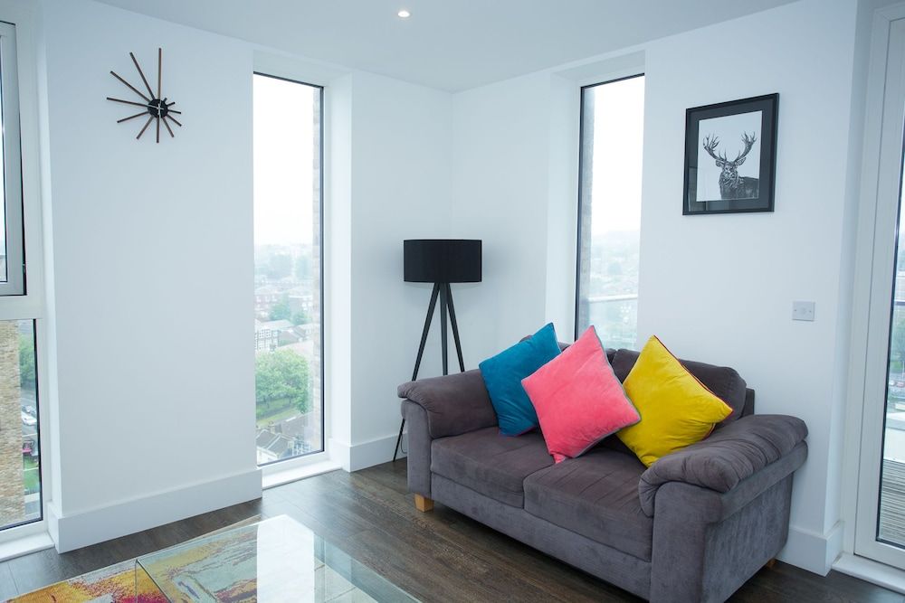 High view 2 Bedroom apt - Woolwich Business Apartment 11