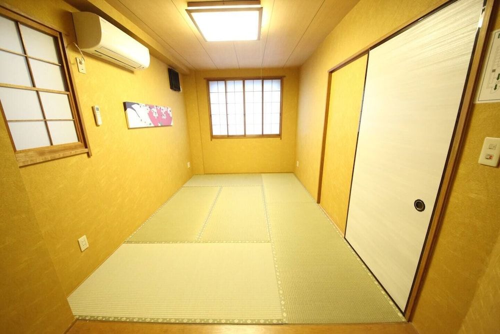 undefined Residential Hotel Shinjuku Big House 6