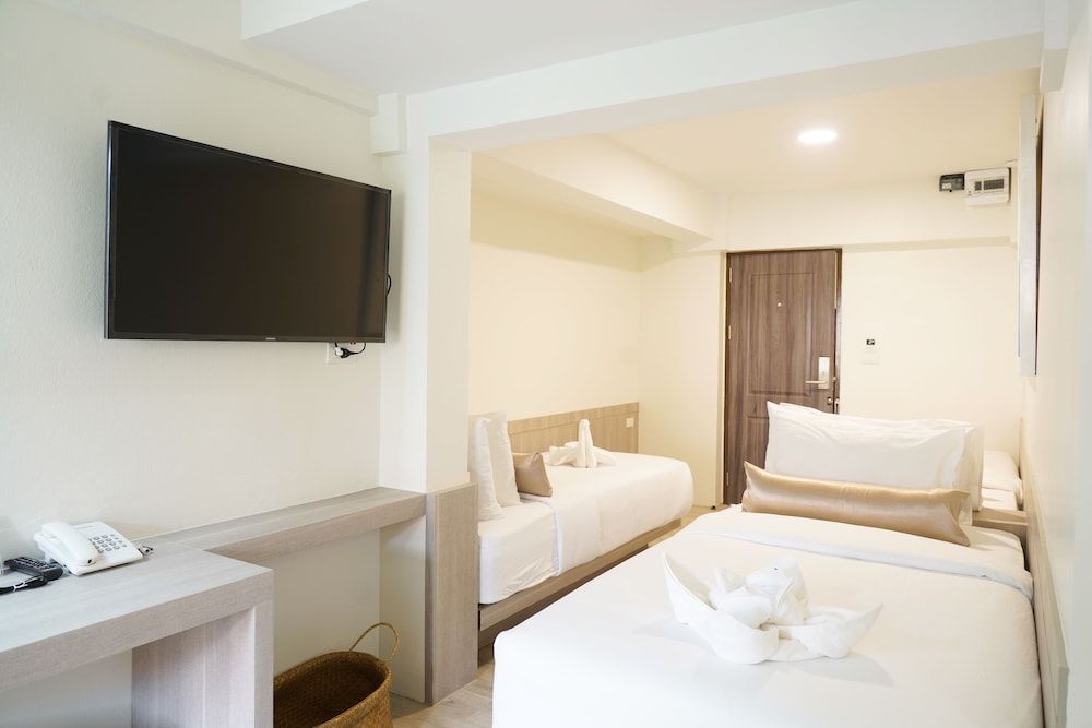 undefined Sawasdee House 9