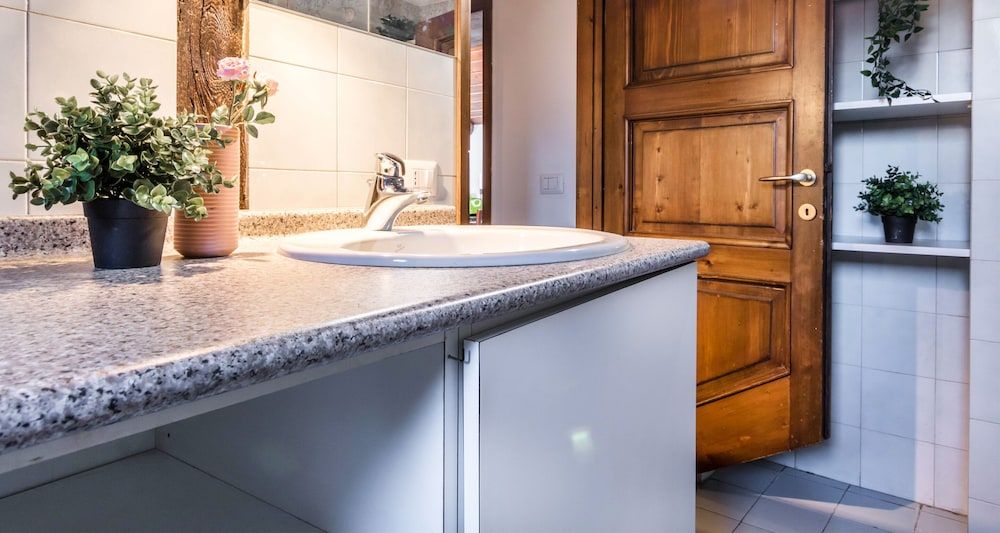 JOIVY Big Wooden Apartment for 6 near Milano Center Apartment, 2 Bedrooms 23