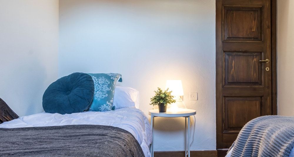 undefined JOIVY Big Wooden Apartment for 6 near Milano Center 7