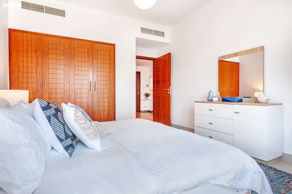 undefined 1B-BvldCentral1-1106 5