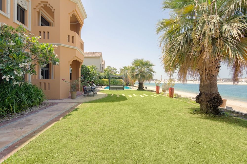 Maison Privee - Frond Villa F