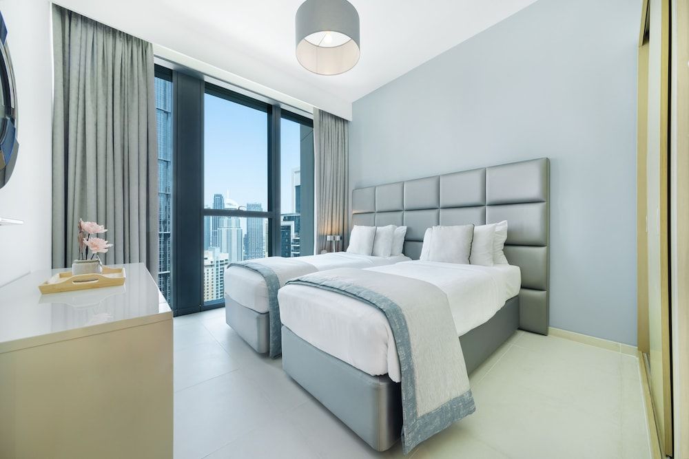 Maison Privee - Exciting Apt Downtown Dubai w/Pool Nxt 2 Dubai Mall