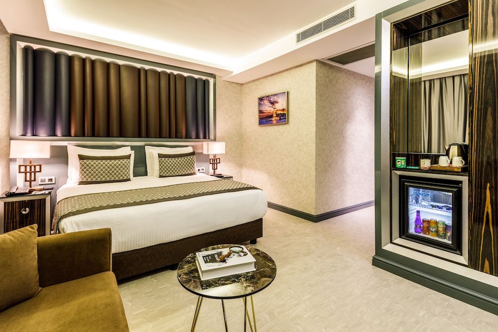 Euro Design Hotel Deluxe Double or Twin Room 5