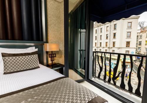 Euro Design Hotel Deluxe Double or Twin Room 16