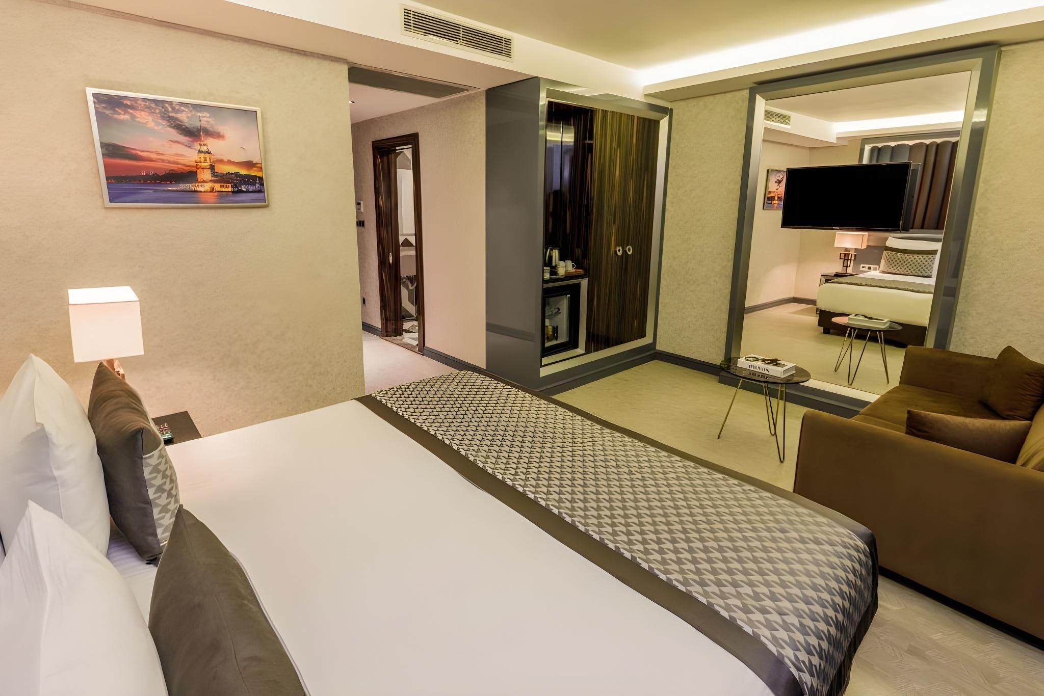 Euro Design Hotel Deluxe Double or Twin Room 17