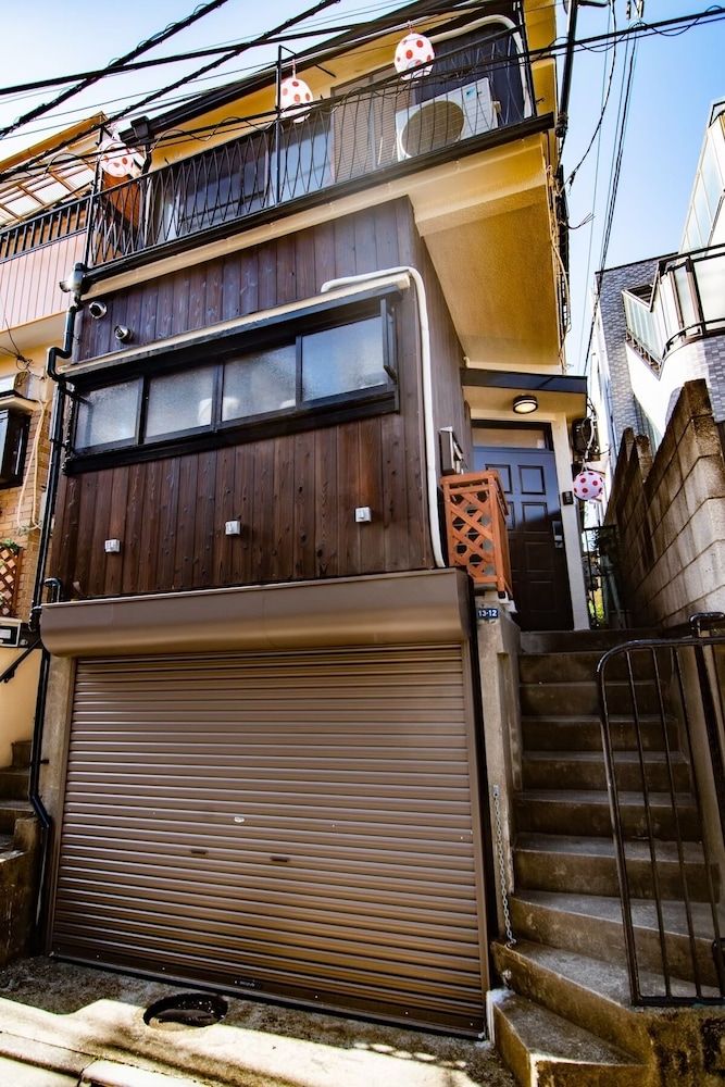 undefined A0 Shinjuku Big House 8