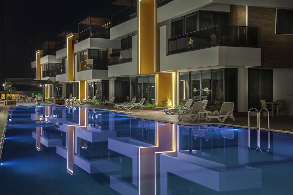 undefined Elysium Green Suites 9