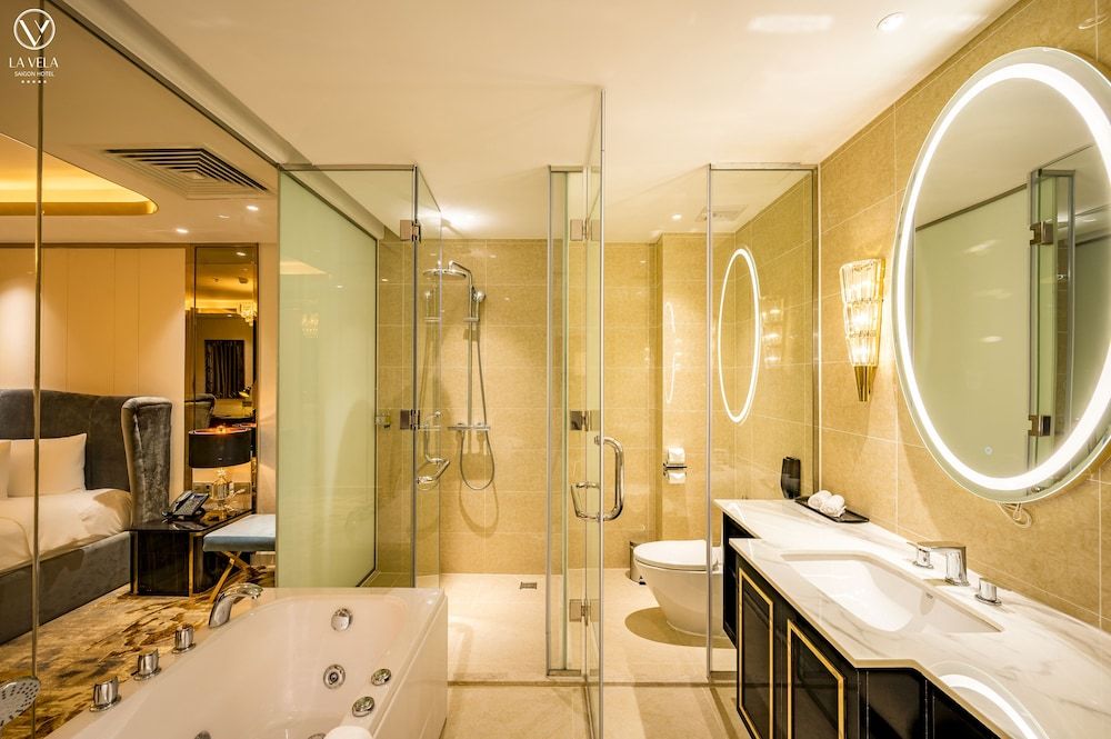 La Vela Saigon Hotel La Vela Club Lounge - President Suite (Breakfast and Club benefits included) 4