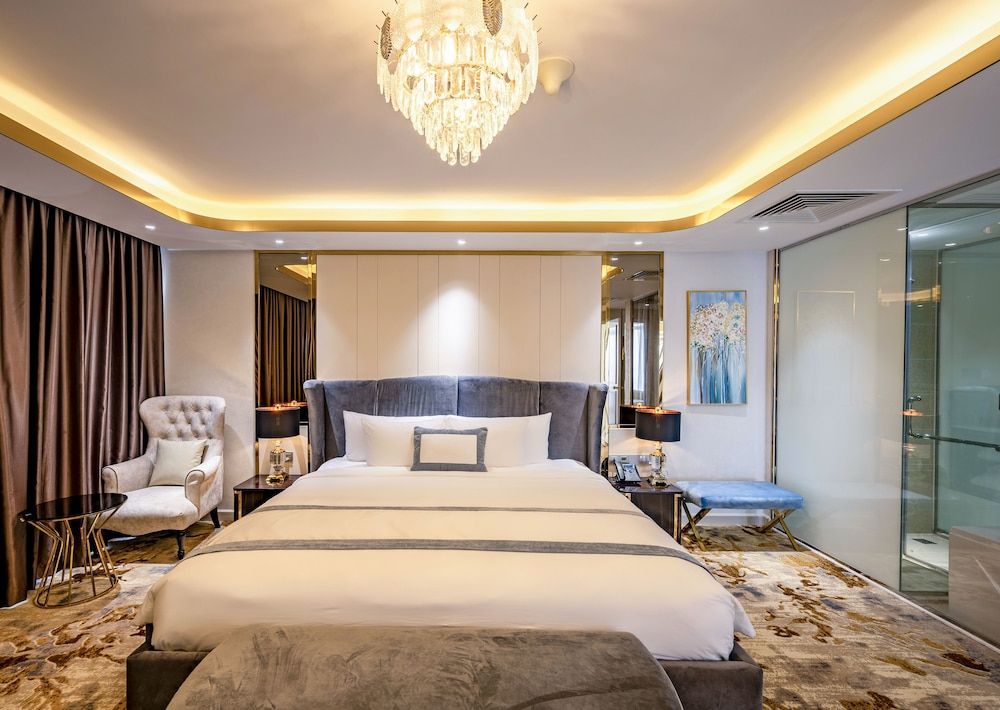 La Vela Saigon Hotel La Vela Club Lounge - President Suite (Breakfast and Club benefits included)