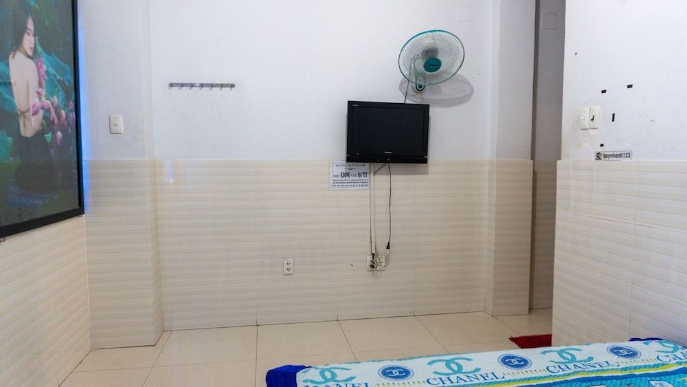 undefined Quynh Anh Hotel 2
