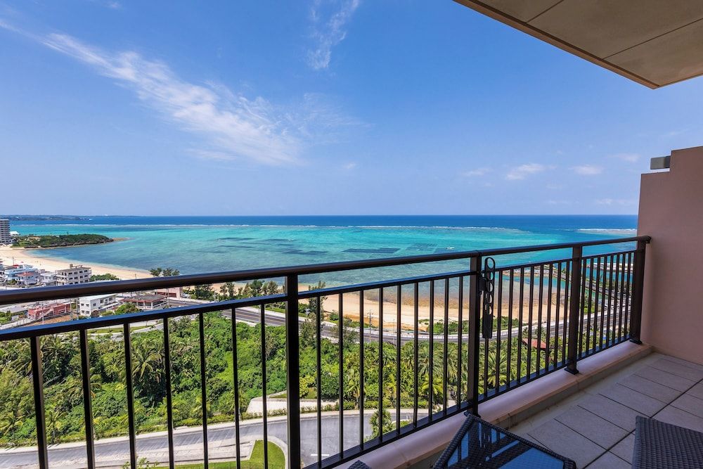 Condo Building Premium Suite Twin (Capacity 2 people)