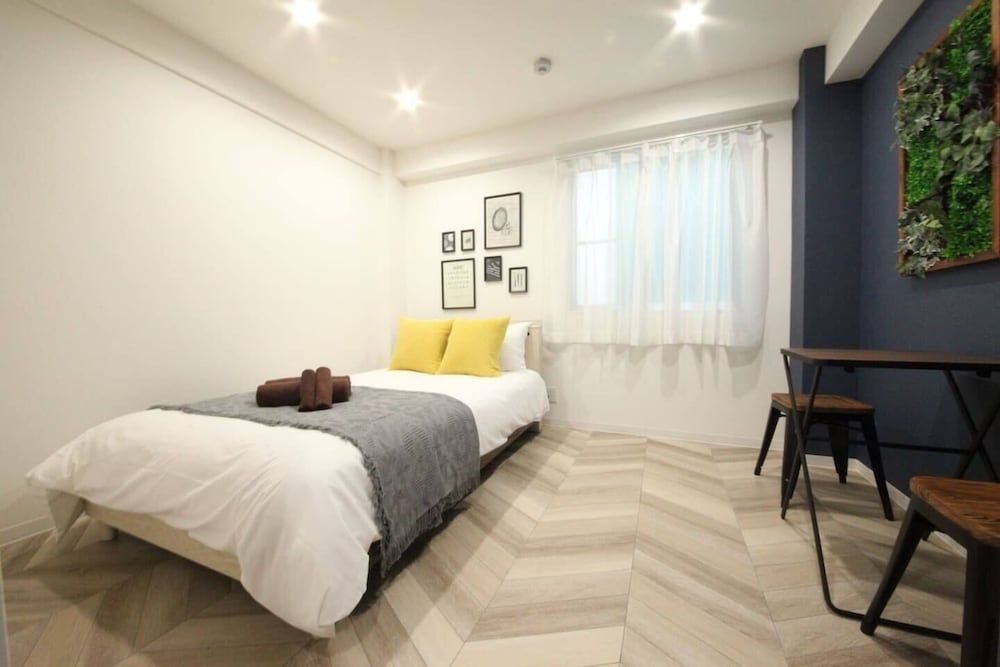 undefined Shibuya Wave 402 8