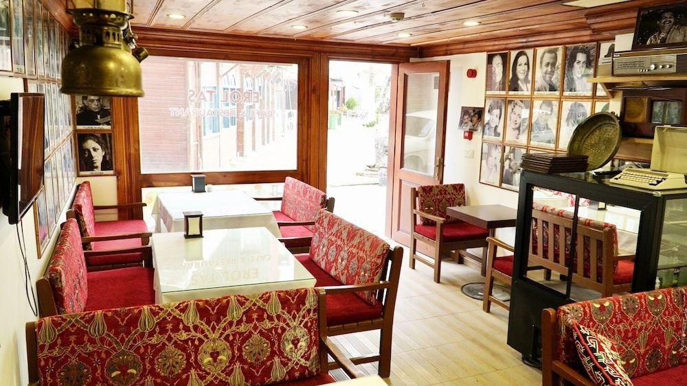 undefined Qonaq Hotel 6