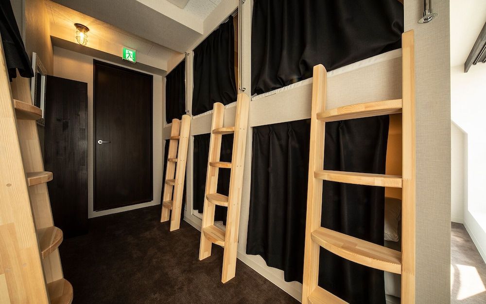 The Terrace Hostel Shinbashi Shared Dormitory, Men only, Non Smoking 3