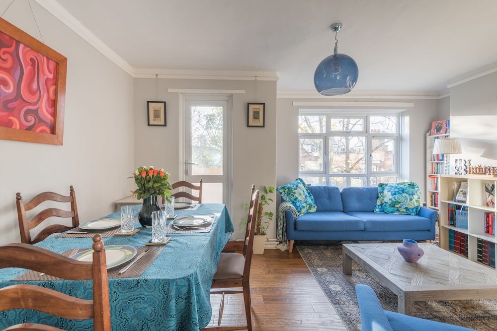 undefined Stunning and Warm Home in Wandsworth by Underthedoormat 7