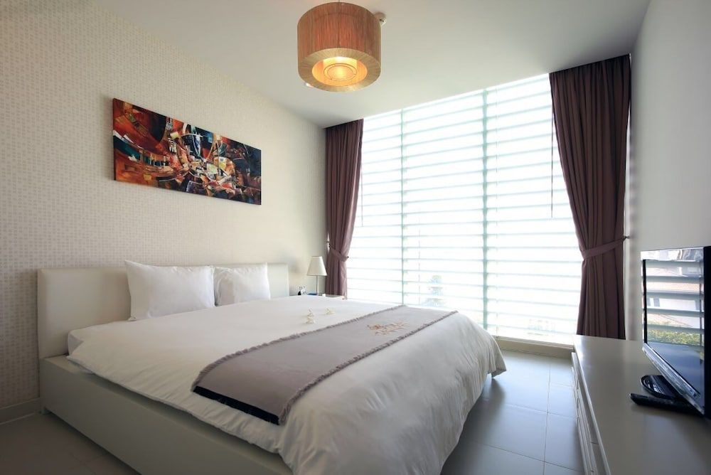 undefined Glenwood Apartment 3