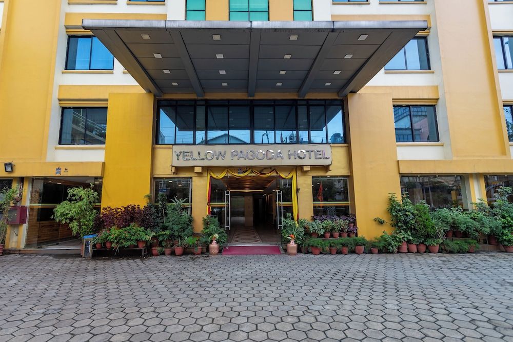 undefined Yellow Pagoda Hotel 8