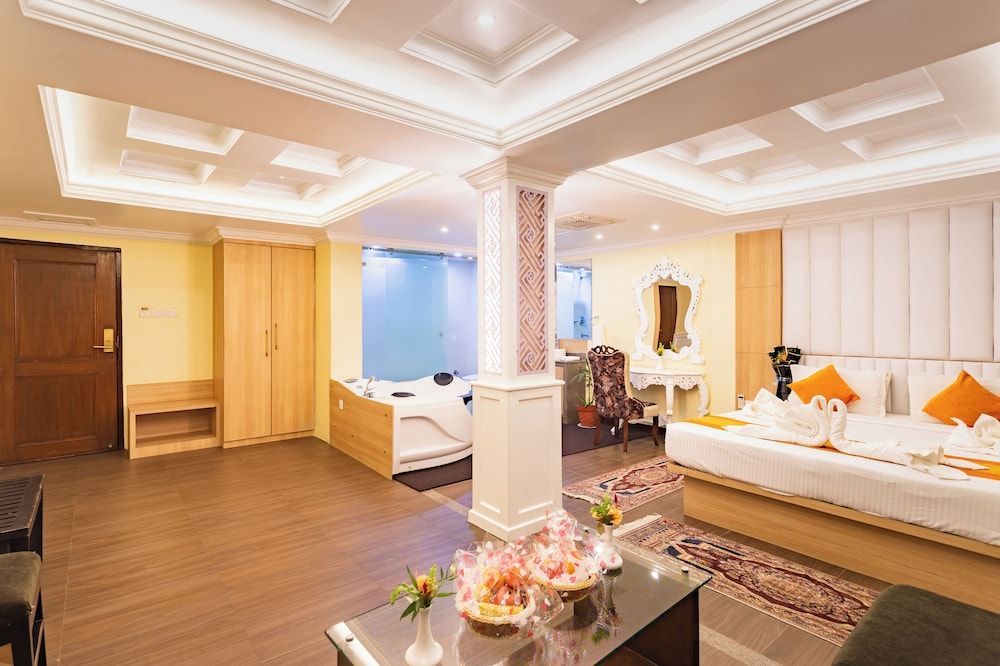 undefined Yellow Pagoda Hotel 3