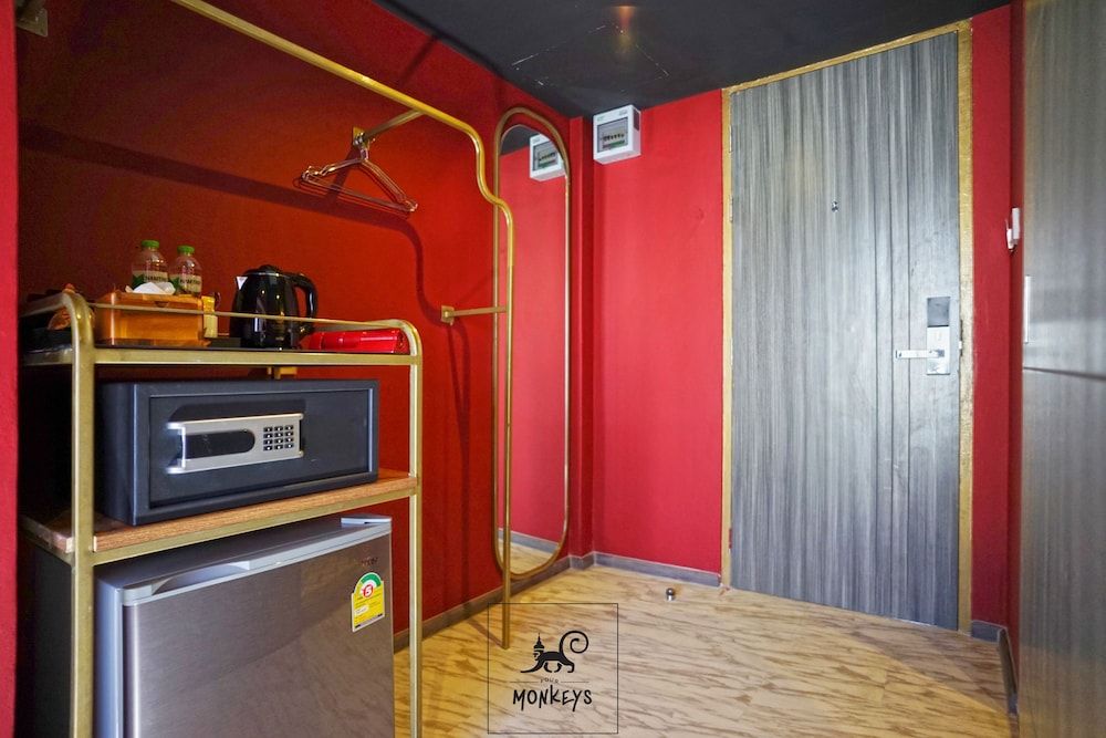 4 Monkeys Hotel Premier Twin Room, 2 Twin Beds 9