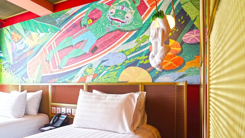 4 Monkeys Hotel Premier Twin Room, 2 Twin Beds 5