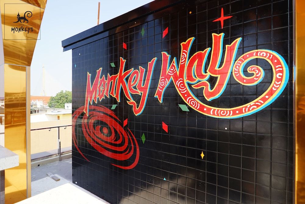 undefined 4 Monkeys Hotel 5