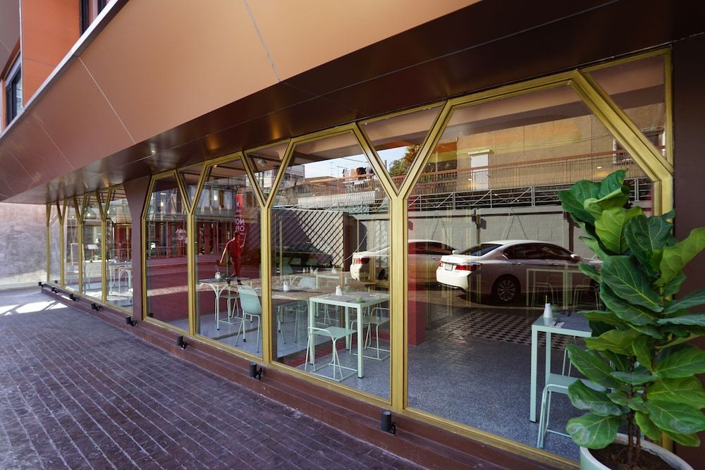 undefined 4 Monkeys Hotel 10