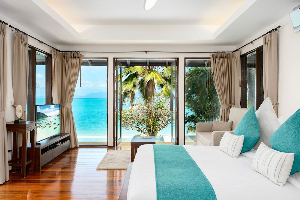3-Bedroom Pool Villa Beachfront