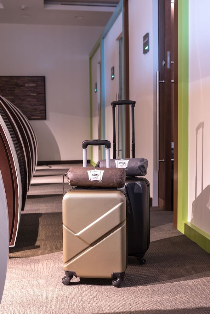 undefined Sleepover Terminal 3, Concourse A – formerly sleep ‘n fly 6