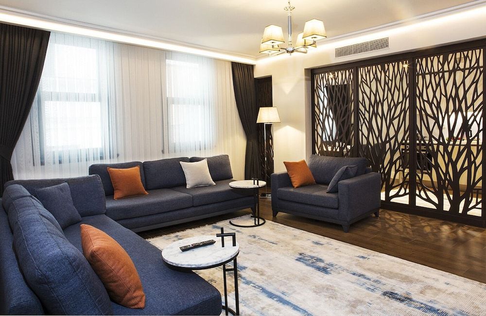 GARLON RESIDENCE GR Block Two Bedroom Apartment 7