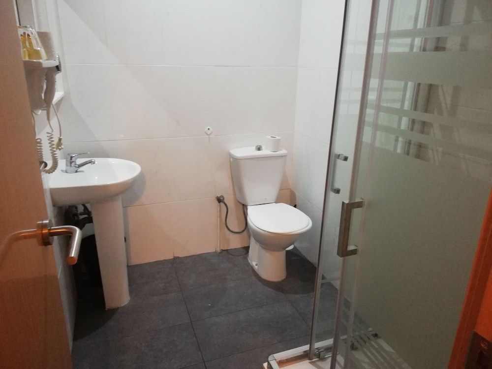 undefined Hostal River 10