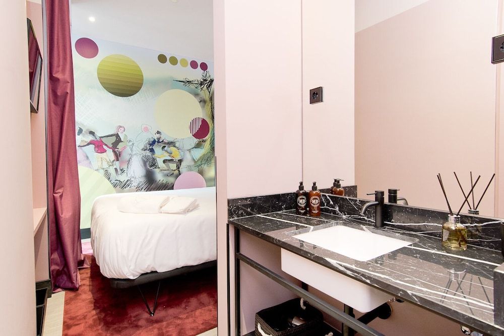 Amor de Dios 17 Luxury Suites Family Suite (6) 14