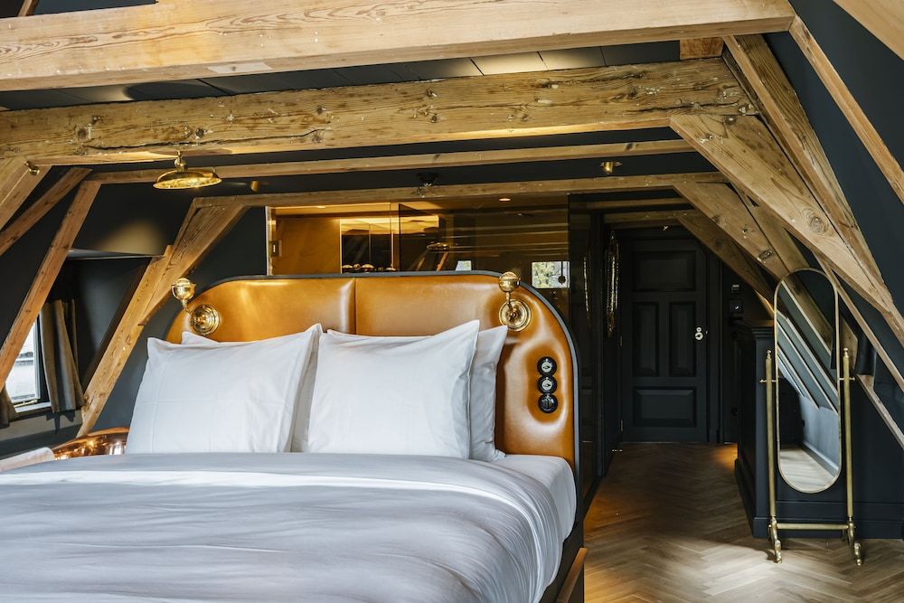 undefined Hotel The Noblemen 5