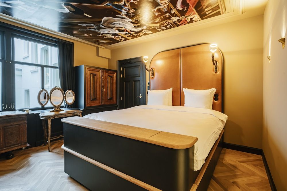 Hotel The Noblemen Deluxe Double Room (P.C. Hooft) 2