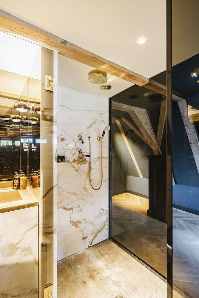 undefined Hotel The Noblemen 9