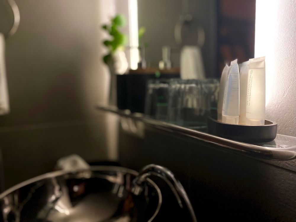 undefined The Enlightened House 4