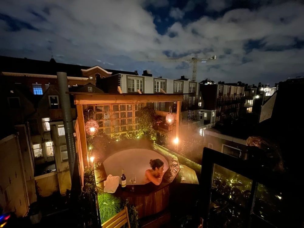 undefined The Enlightened House 2