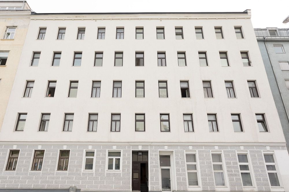 30 sqm Studio Near Danube