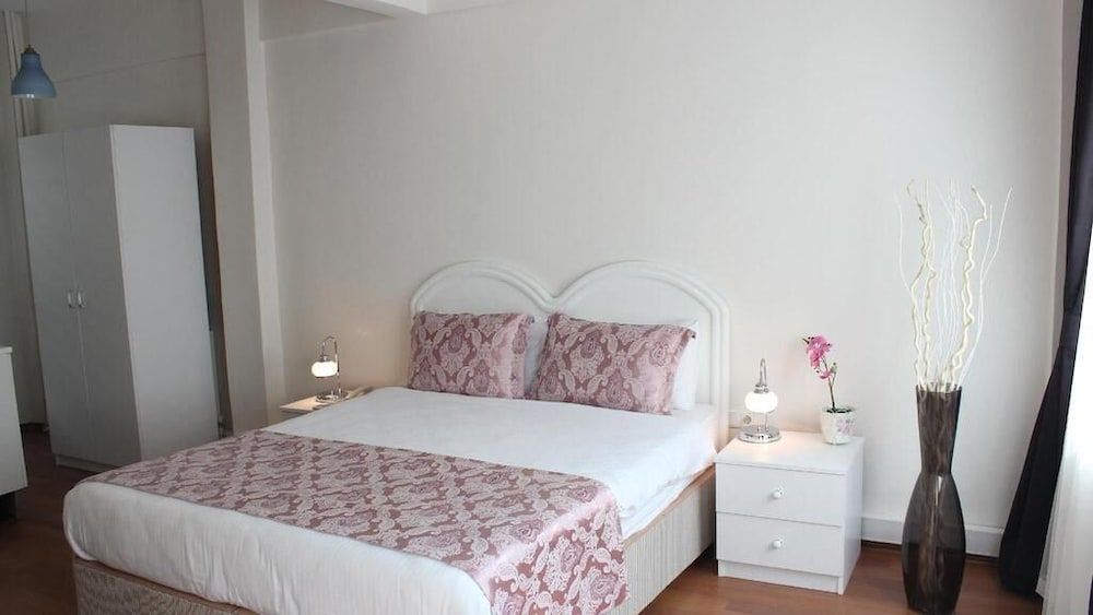 Basilica GuestHouse Superior Double Room 5