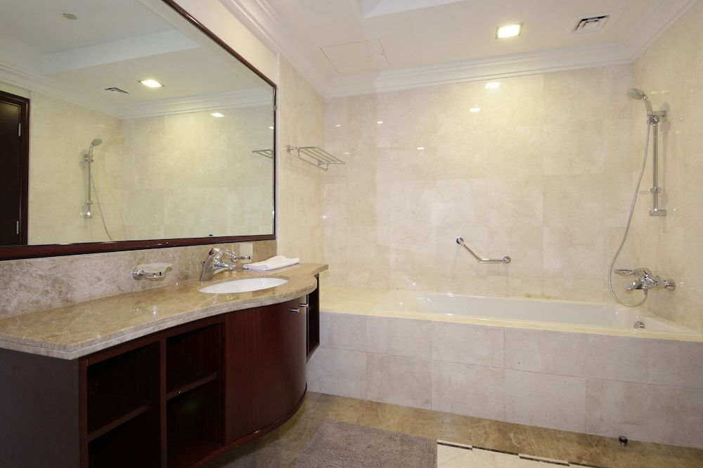 Private Beach Residence with beautiful pool Deluxe Apartment 7