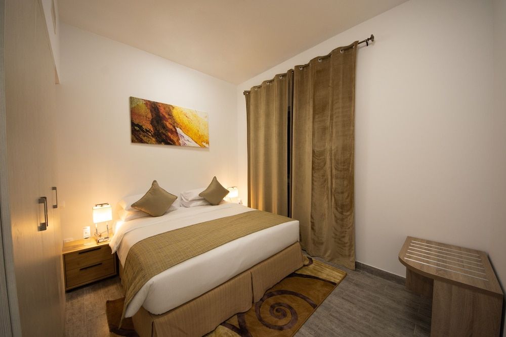 undefined Rose Dream-Two Bedroom Furnished Apart.. 6