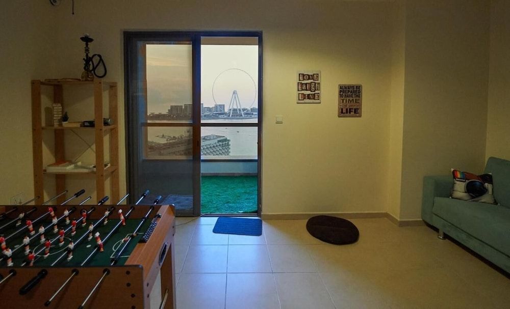 Bombay Backpackers DXB - Adults Only