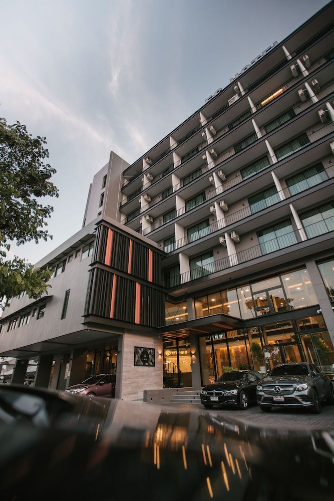 undefined 56 Hotel Sukhumvit 3