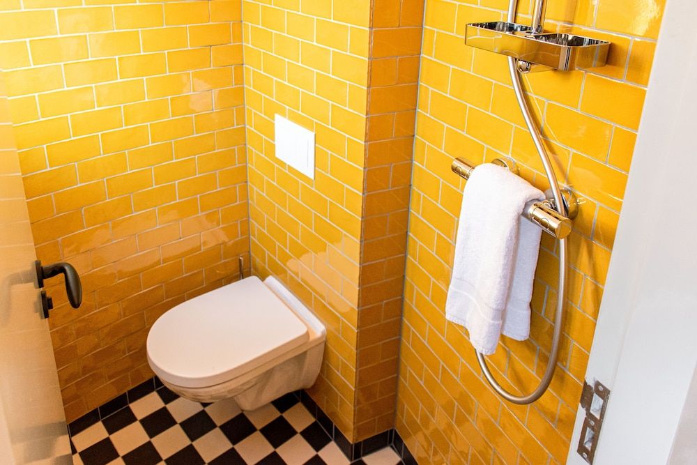 SWEETS - Willemsbrug Apartment, 1 Double Bed, Canal View 7