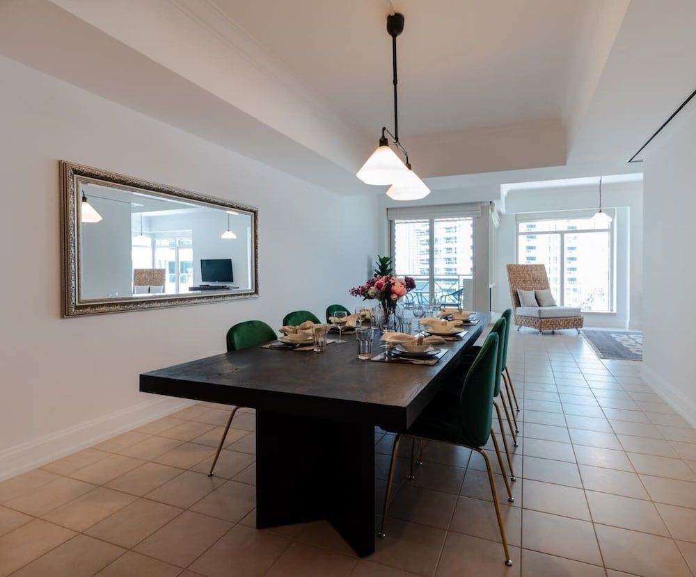 undefined Elegant 3BR in Dubai Marina With Scenic Views! 8