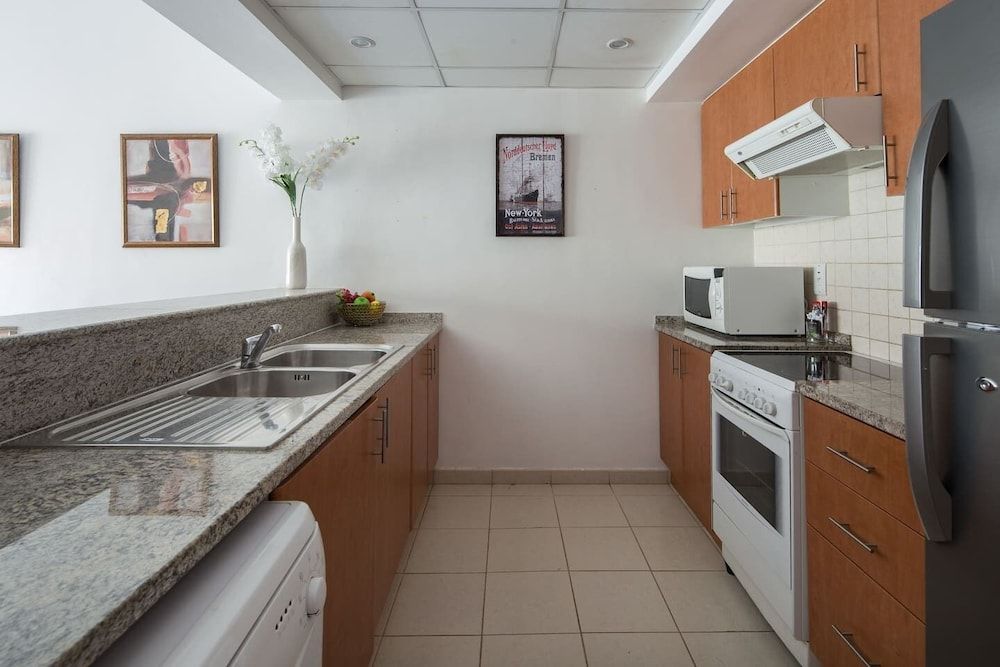 undefined Spacious 1BR in The Greens! 7