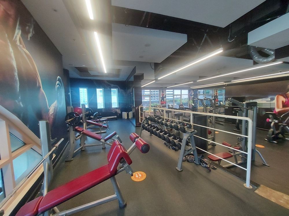 Whitesage - Gorgeous Apartment in JLT Near the Metro Station