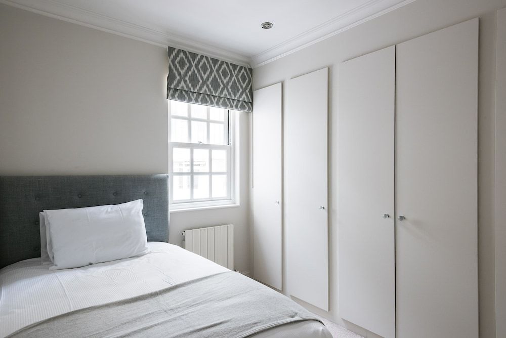 Ultra luxurious London home for 5-7 Bywater 12